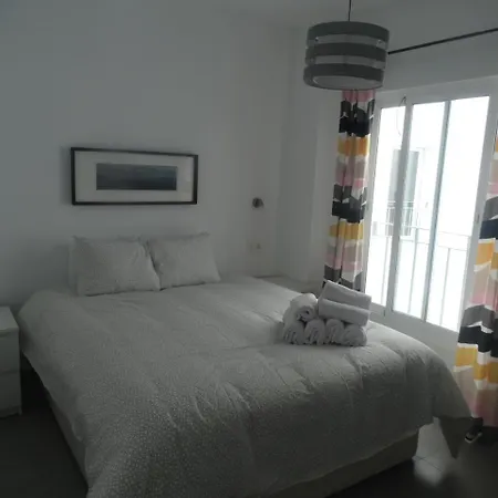 - Jinetes, 10 * Málaga